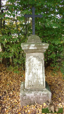 Ritterstein Nr. 111-9 Johanniskreuz Grenz- und Geleitkreuz Altstraßen-Knotenpunkt.JPG - Ritterstein Nr.111 Johanniskreuz Grenz- und Geleitkreuz Altstraßen-Knotenpunkt